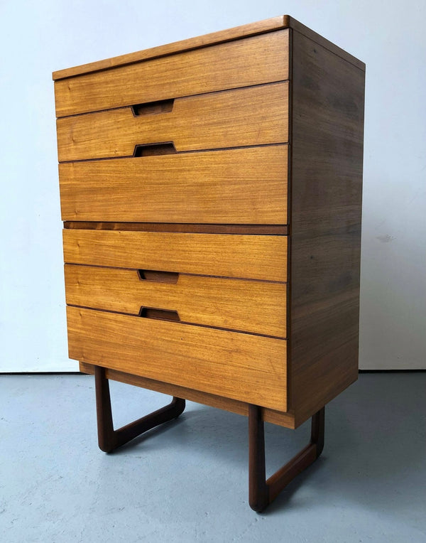 Uniflex 1960’s chest of draws