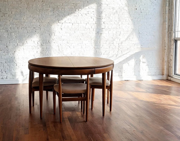 Hans Olsen for Frem Rojle Mid Century Teak extendable Dining Table