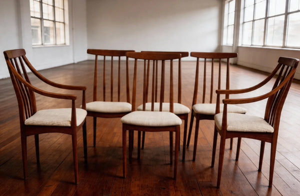 Set of 6x Scandinavian dining chairs