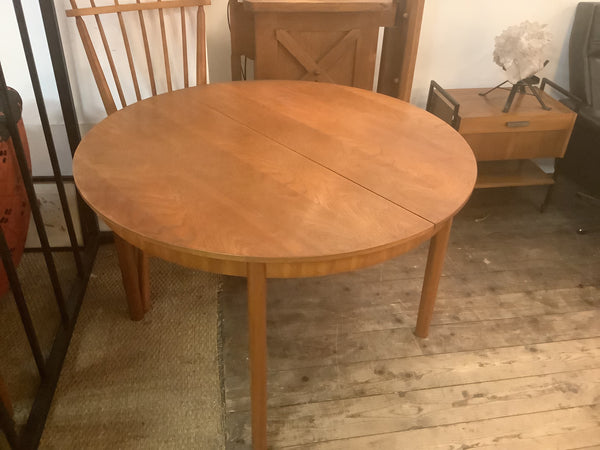1960’s Circular Extending Dining Table in Teak by McIntosh