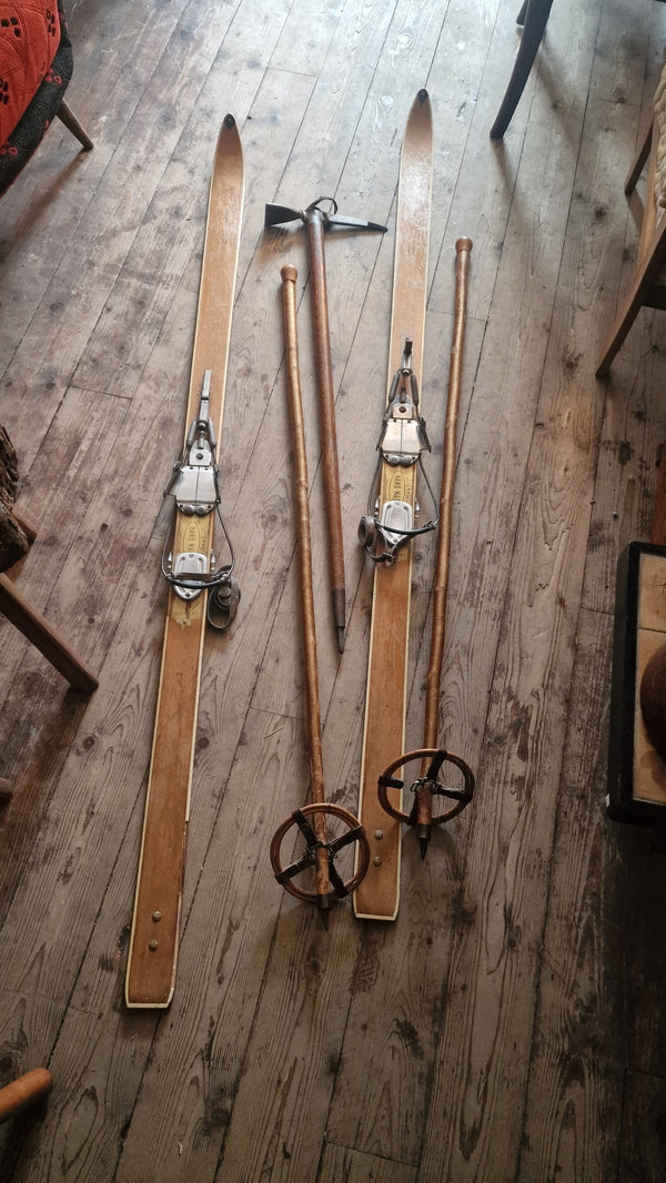 1940’s Pair of wooden skis by ATTENHOFER  MODEL SKIS