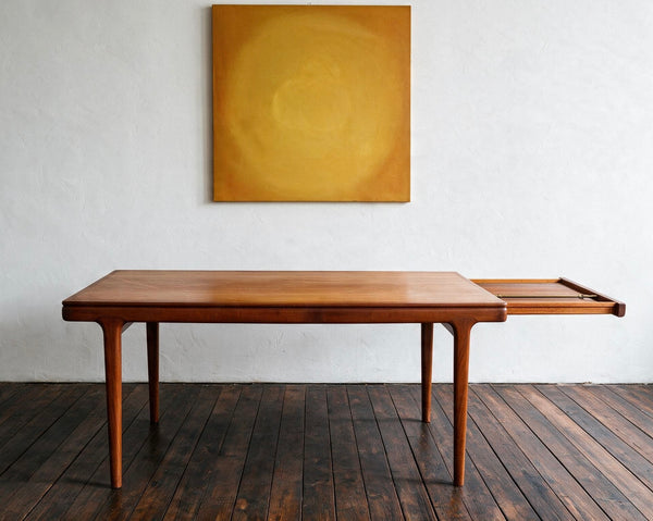 1960s extending table by Johannes Andersen
