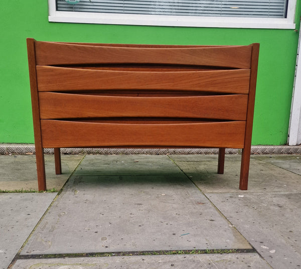 1960s Scandinvian chest of draws