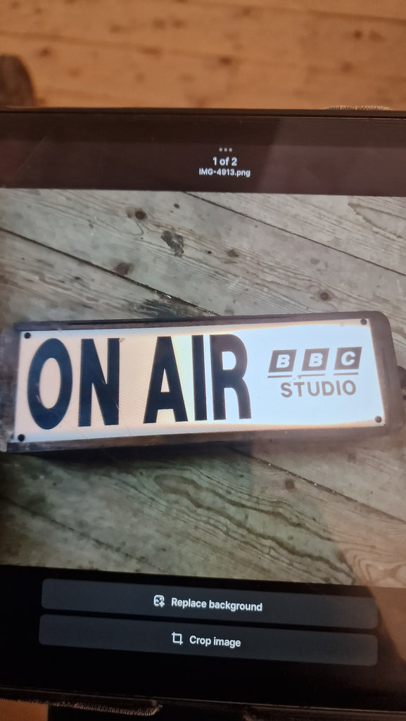 On Air upcycled Lamp