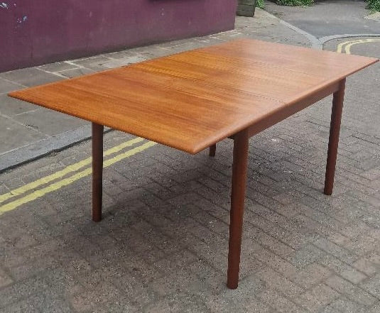 1960s Dalecraft dining table