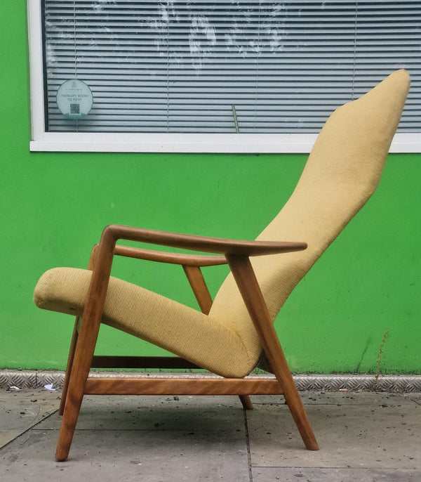 Reclining lounger by Alf Svensson