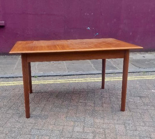 1960s Dalecraft dining table
