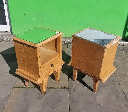 1940s Pair of French bedsides Cabinets