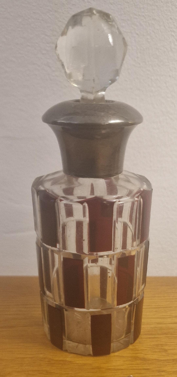 Crystal Glass Perfume Bottle with sliver coller