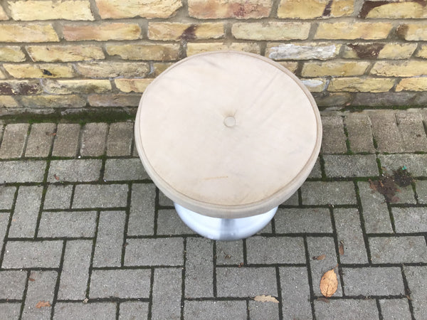 Space age 1970’s stool