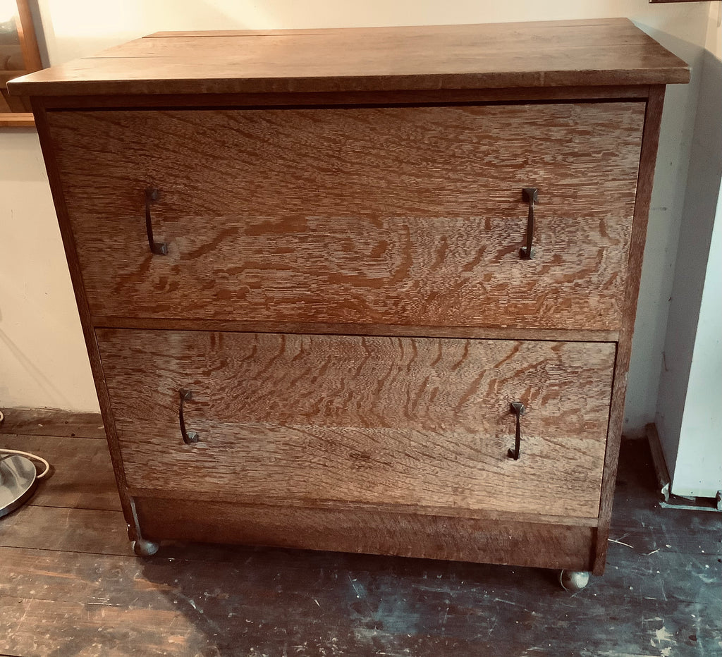 Vintage Heal style chest of draws